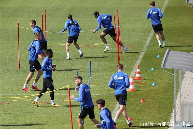 李弘权表现亮眼，投篮命中率高达55.6%砍下27分
