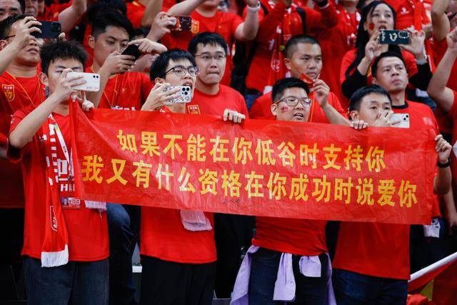 楼市意外飙升25%，热议背后的真相揭晓